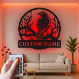 Panneau Métal Corbeau Gothique | Art Mural LED Personnalisé | Plaque de Nom sur Mesure pour Maison & Bureau | Décor Nature Sombre