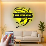 Panneau en métal LED requin personnalisé | Art mural de nom personnalisé | Décor nautique féroce | Cadeau pour chambre d'enfant et maison de plage