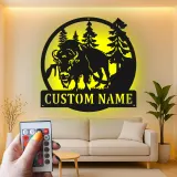 Décoration murale en métal personnalisée avec un bison en forêt, rétroéclairage LED, cadeau de faune personnalisé pour les amoureux de la nature, décoration de cabane