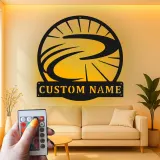 Insegna in metallo LED personalizzata con ruota di bicicletta regalo per ciclisti decorazione per garage o soggiorno