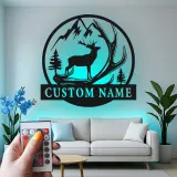 Personalisierte Metall-Wandkunst mit Hirschgeweih und LED-Beleuchtung – Geschenk für Naturliebhaber, Hüttendeko mit Bergmotiv