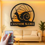 Insegna in metallo personalizzata a forma di lumaca con LED | Regalo personalizzato per giardinieri | Decorazione da parete per patio esterno | Arredo ispirato alla natura