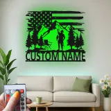 Insegna LED in metallo per pesca personalizzata | Arte da parete patriottica per pescatore | Decorazione su misura per baita e casa al lago | Regalo per pescatore