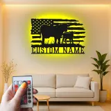 Personalisierte Kuh-und-Kalb LED-beleuchtete Metall-Wandkunst mit amerikanischer Flagge – Landhausgeschenk für Landwirte, rustikale Wohndeko