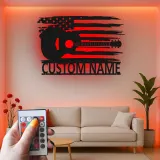 Insegna in metallo Chitarra e bandiera americana | Arte murale LED personalizzata per musicisti | Decorazione patriottica per casa e studio