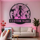 Personalisierte Feen-Namensschild | LED Metall-Wandkunst für das Mädchenzimmer | Individuelle Babyzimmer-Dekoration | Verzauberndes Feen-Garten-Geschenk