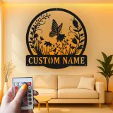 Personalisierte LED-beleuchtete Metall-Wandkunst mit Schmetterlingen und Wildblumen – Geschenk für Gartenliebhaber