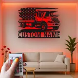 Enseigne camion de dépannage plateau personnalisée | Décoration murale LED en métal | Décor drapeau américain pour garage ou bureau | Cadeau pour chauffeur routier