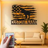 Insegna in metallo LED T-Rex con bandiera americana personalizzata, regalo unico per amanti dei dinosauri, decorazione per stanza dei bambini