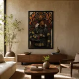 Art mural en métal coloré représentant un pompier noir avec casque devant un emblème de flamme