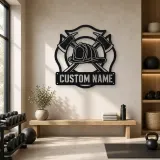 Décoration murale en métal personnalisée Casque de Pompier avec Haches Croisées