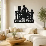 Décoration murale en métal personnalisée pour famille de quatre avec moto sportive