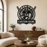 Décoration murale en métal personnalisée avec joueur de football numéro 54 et flammes