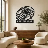 Décoration murale en métal personnalisée avec coureur de football et étoiles et rayures