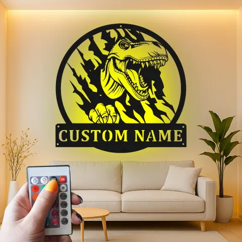 Vista alternativa di Insegna in metallo personalizzata T-Rex con luce LED regalo per la camera dei bambini o decorazione per la stanza giochi