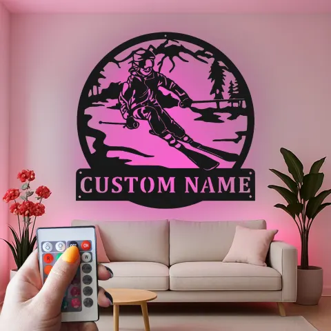 Personalisierte LED Metall-Wandkunst mit Skifahrer | Individuelles Ski-Hütten-Schild | Geschenk für Wintersportler | Alpen-Cabin-Dekor alternative Ansicht