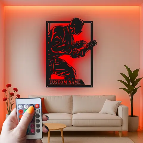 Vue alternative de Panneau LED personnalisé d'arts martiaux | Décoration murale en métal Karate personnalisée | Cadeau pour combattant | Décor de dojo et studio