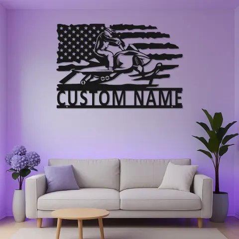 Vista alternativa di Insegna in metallo LED per motoslitta personalizzata | Arte murale con bandiera americana | Regalo per motociclista | Decorazione per man cave