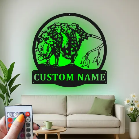 Opossum LED Metallschild | Personalisierte Wildtier-Dekoration aus Virginia | Geschenk für Naturfreunde | Rustikales Cabin-Dekor alternative Ansicht