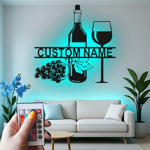 Personalisierte LED-beleuchtete Metall-Wandkunst mit Weinflasche und Glas – Geschenk für Weinliebhaber für Küche oder Bar alternative Ansicht