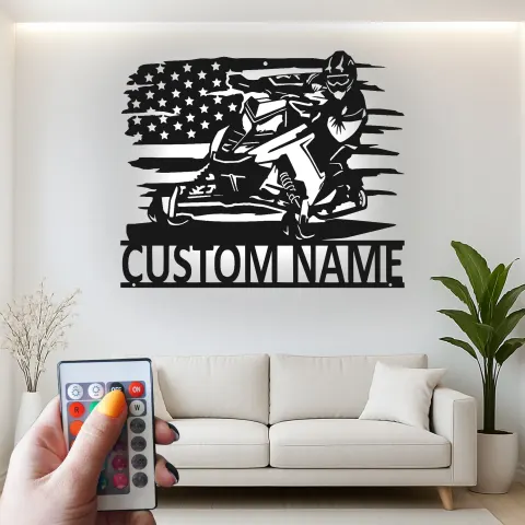 Vista alternativa de Cartel de metal LED personalizado de moto de nieve | Decoración mural de bandera americana personalizada | Decoración para man cave y garaje | Regalo para aficionados a los deportes de invierno