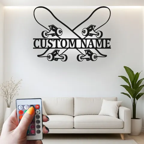 Vista alternativa di Insegna in metallo LED Skateboard personalizzata - Regalo per skater - Decorazione per camera degli adolescenti o negozio di skateboard