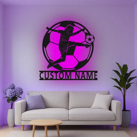 Vista alternativa de Cartel de metal personalizado de jugadora de fútbol femenino con luz LED, regalo personalizado de fútbol para atletas, decoración para sala de juegos