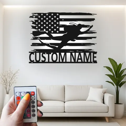 Vista alternativa de Arte Mural de Metal de Buceador Personalizado | Cartel LED de Bandera Americana | Regalo de Nombre Personalizado para Buceador | Decoración Patriótica para Hogar y Oficina