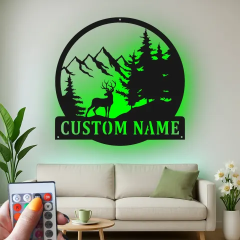 Vista alternativa di Insegna in metallo personalizzata con luce LED a forma di cervo - Regalo per amanti della natura per cabine
