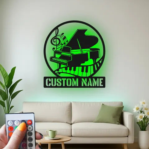 Vista alternativa di Insegna personalizzata per pianoforte con LED | Insegna in metallo su misura con pianoforte a coda | Arredo per studio musicale e regalo per pianista