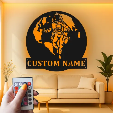 Vue alternative de Décoration murale en métal avec rétroéclairage d'astronaute - Cadeau pour amoureux de l'espace, décoration de chambre ou de bureau