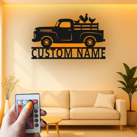 Vue alternative de Panneau Métallique de Camion de Ferme Personnalisé | Art Mural LED de Nom Personnalisé | Décor Rustique de Ferme et Ranch | Cadeau Plaque de Poules Vintage