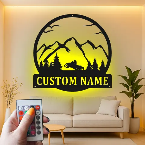 Vue alternative de Panneau en métal de motoneige personnalisé | Art mural LED personnalisé pour chalet | Cadeau de décor de sports d'hiver pour motoneigiste