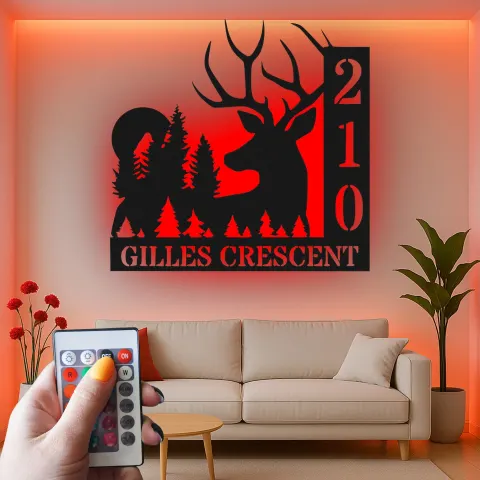 Vista alternativa de Cartel de metal personalizado de ciervo y árboles con luz LED, regalo personalizado de inauguración de casa, decoración para cabañas al aire libre