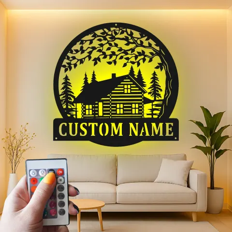 Vista alternativa de Cartel de metal personalizado con cabaña de troncos y luz LED, regalo de inauguración personalizado, decoración rústica para amantes de cabañas