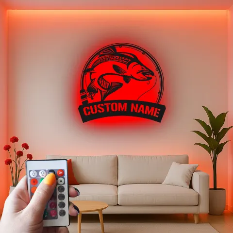 Vue alternative de Panneau de pêche personnalisé avec LED | Décoration murale en métal sur mesure de bar | Déco prénom de pêcheur pour maison de lac et chalet