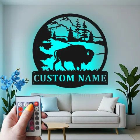 Vue alternative de Décoration murale en métal personnalisée avec scène de montagne et bison, éclairage LED, cadeau pour amoureux de la nature, décoration de chalet rustique