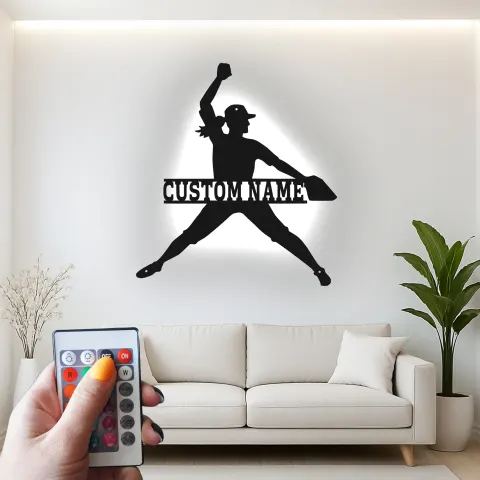 Vista alternativa de Cartel de metal personalizado de lanzadora de softball | Luz LED de nombre para habitación de chicas | Regalo personalizado para atleta | Arte mural deportivo femenino
