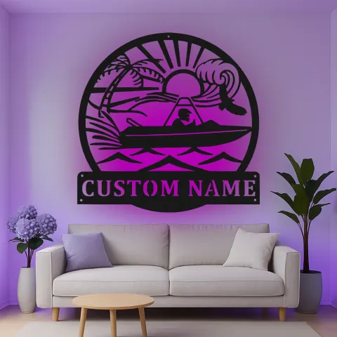 Vista alternativa de Cartel de metal LED personalizado de aventura en lancha rápida, regalo de navegación para él, decoración náutica para refugios masculinos