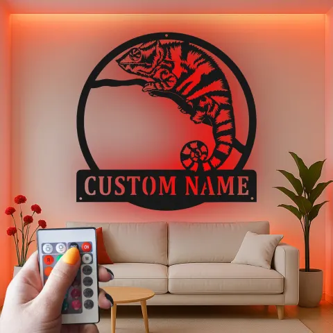 Vista alternativa de Cartel de metal LED personalizado de camaleón, regalo único para amantes de los reptiles, decoración de dormitorio o salón