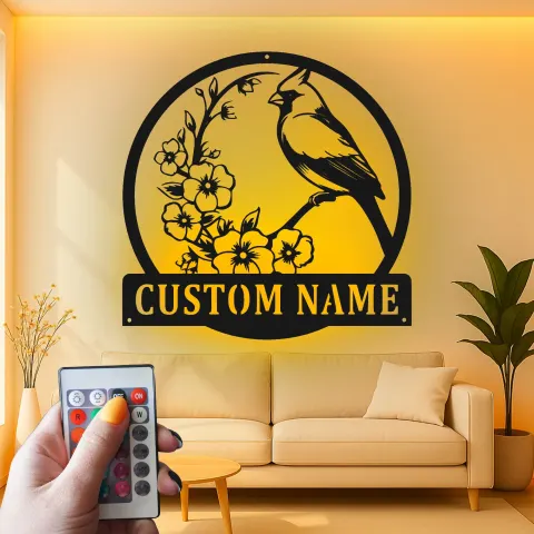 Personalisierte LED-Metall-Wandkunst mit Kardinal und Blüten – Geschenk für Naturliebhaber, Deko fürs Wohnzimmer oder den Garten alternative Ansicht