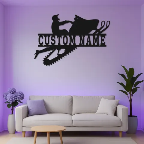 Vista alternativa de Cartel de metal personalizado para motorista de moto de nieve | Arte mural de metal LED | Decoración de deportes de invierno con nombre personalizado | Regalo para motorista de moto de nieve