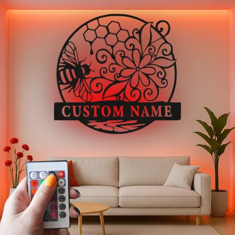 Vue alternative de Décoration murale en métal personnalisée Abeille et Rayons de miel avec rétroéclairage pour amoureux de la nature