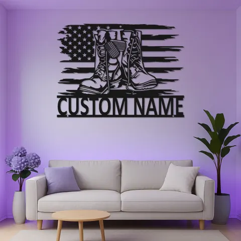 Vue alternative de Panneau en métal personnalisé avec bottes militaires et plaques d'identité | Décoration murale en métal rétroéclairée | Cadeau pour vétéran patriote | Décor de maison patriote