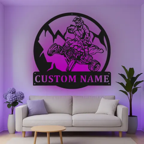 Vue alternative de Décoration murale en métal personnalisée pour conducteur d'ATV avec rétroéclairage LED - Cadeau d'aventure pour les passionnés de tout-terrain, décoration de garage ou de man cave