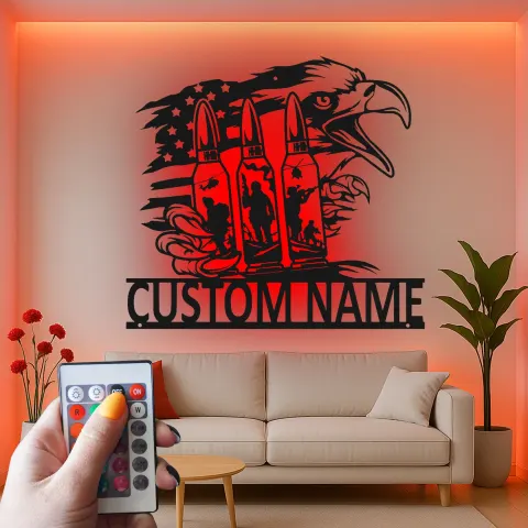 Personalisierter Militär-Adler LED-beleuchtete Metall-Wandkunst Patriotisches Geschenk für Veteranen Man Cave oder Bürodékor alternative Ansicht