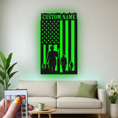 Personalisierte Soldatenmetallflagge | Individuelles Namensschild für Veteranen | Patriotische LED-Wandkunst & Militärdekoration alternative Ansicht