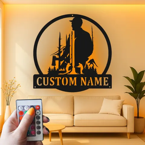 Vista alternativa di Insegna in metallo Silhouette di Boscaiolo | Arte del Nome LED Personalizzata | Decorazione Rustica per Cabin e Regalo per Boscaiolo