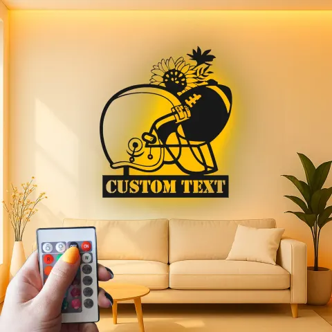 Vista alternativa de Cartel LED de casco de fútbol personalizado | Arte mural de metal para sala de juegos | Regalo para fanáticos del deporte | Decoración de cueva de hombres
