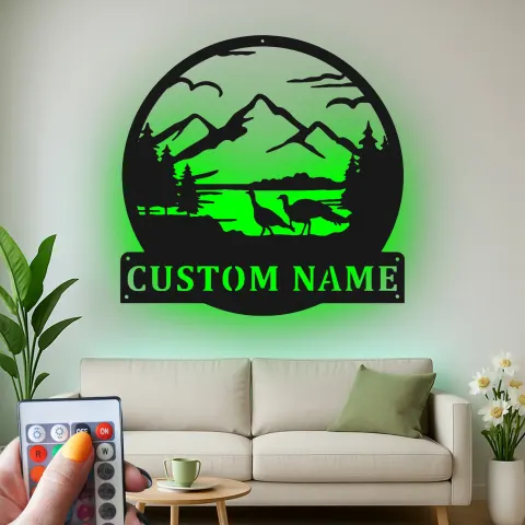 Vista alternativa de Cartel de metal LED de escena montañosa personalizado, regalo para amante de la naturaleza, decoración de cabaña o refugio